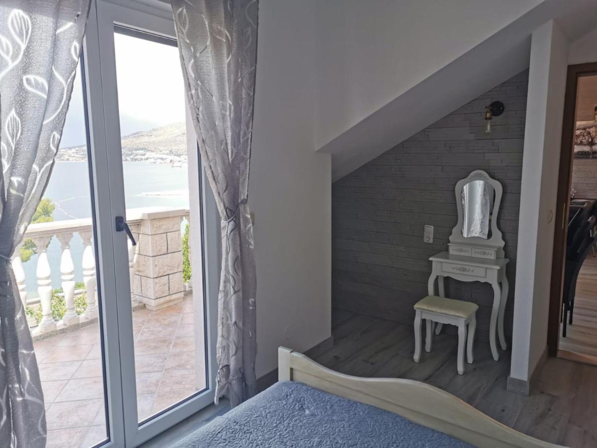 Apartments Marina Trogir Exteriör bild