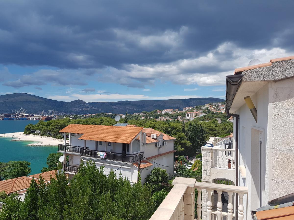 Apartments Marina Trogir Exteriör bild